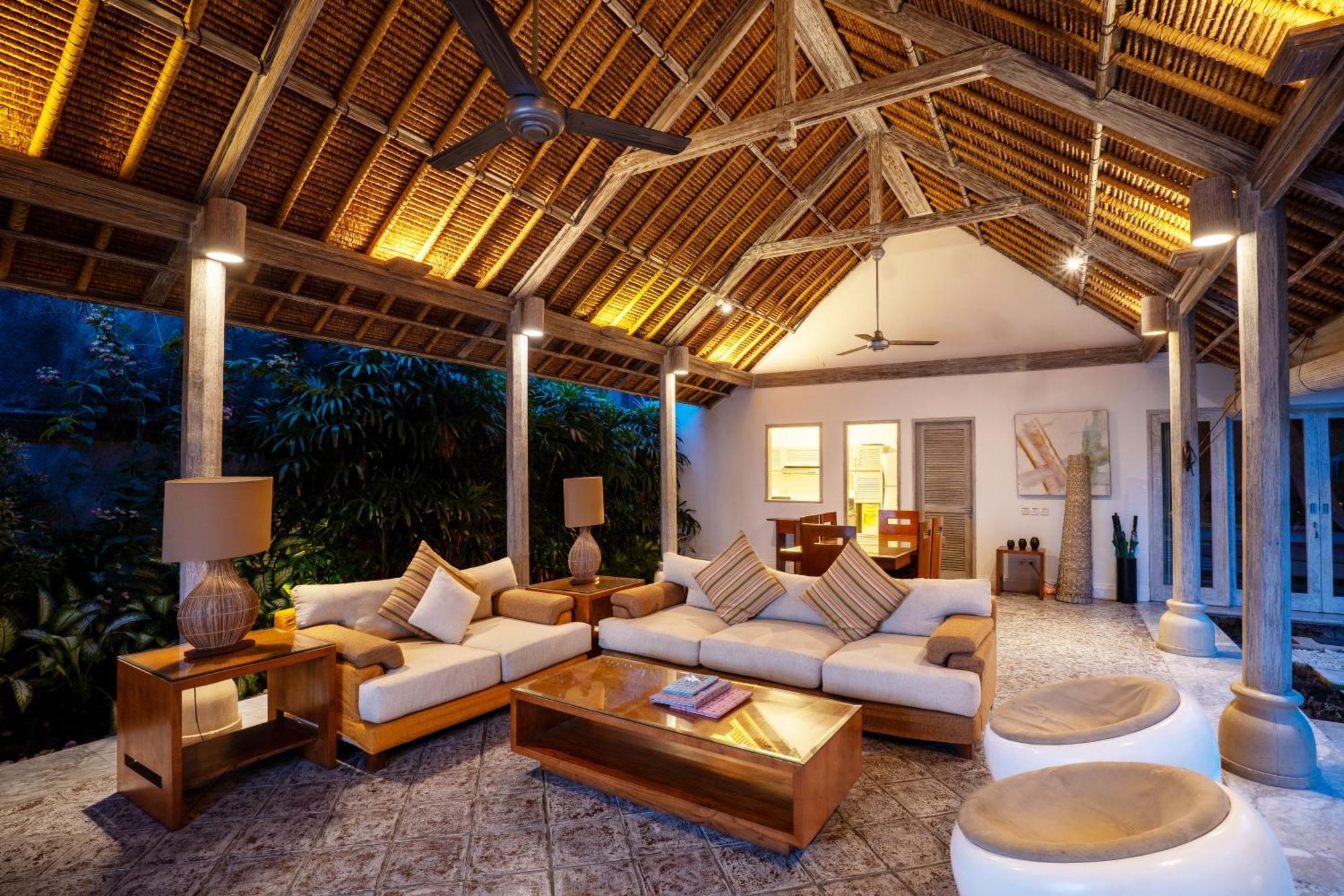 Serene Villas Семиньяк Экстерьер фото