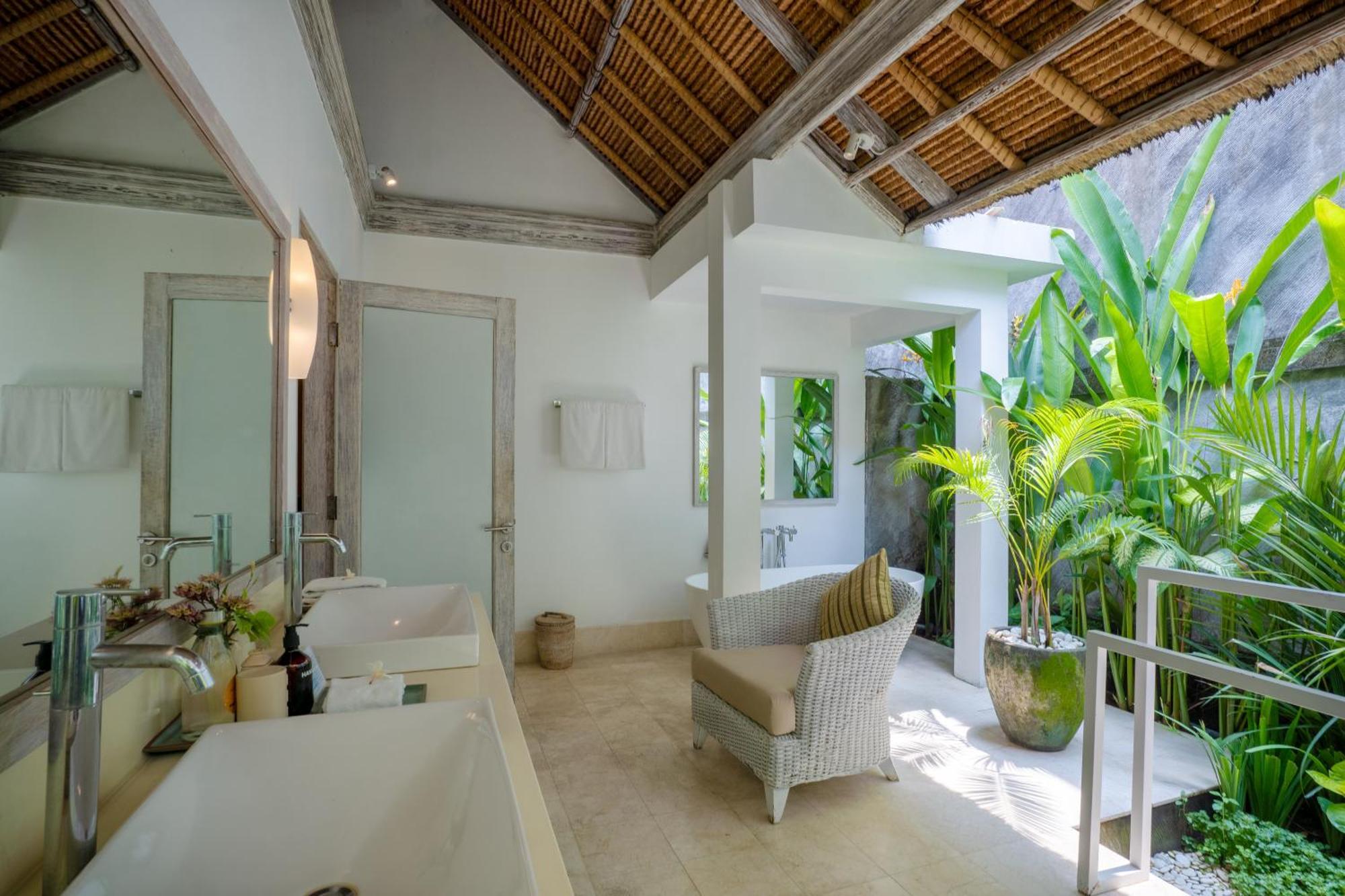 Serene Villas Семиньяк Экстерьер фото