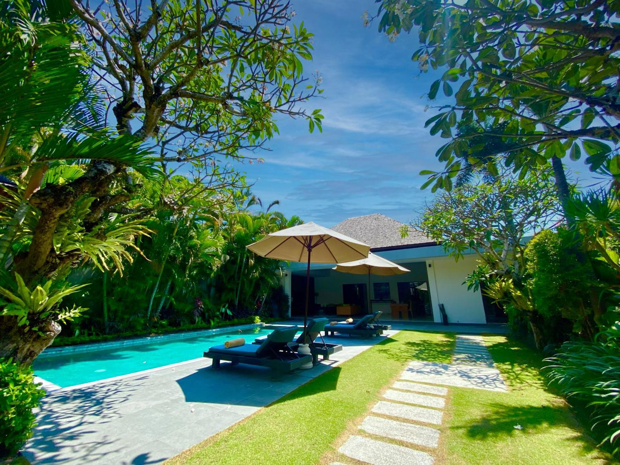 Serene Villas Семиньяк Экстерьер фото
