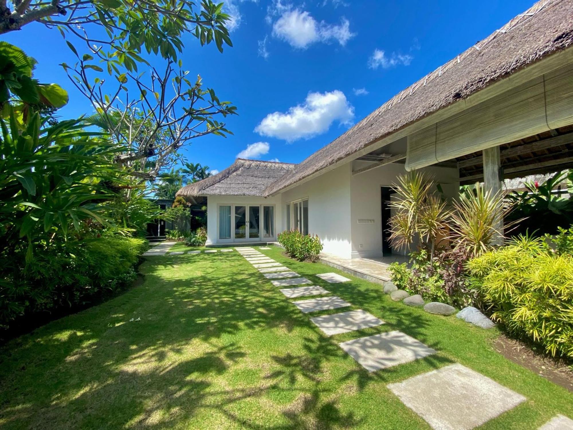 Serene Villas Семиньяк Экстерьер фото